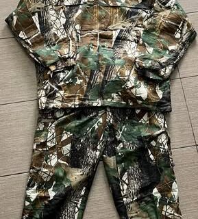 Costum camuflaj !!!